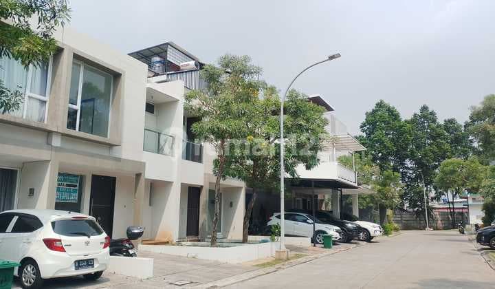 For Sale House in Citra Garden 8 Cluster Aero Mansion