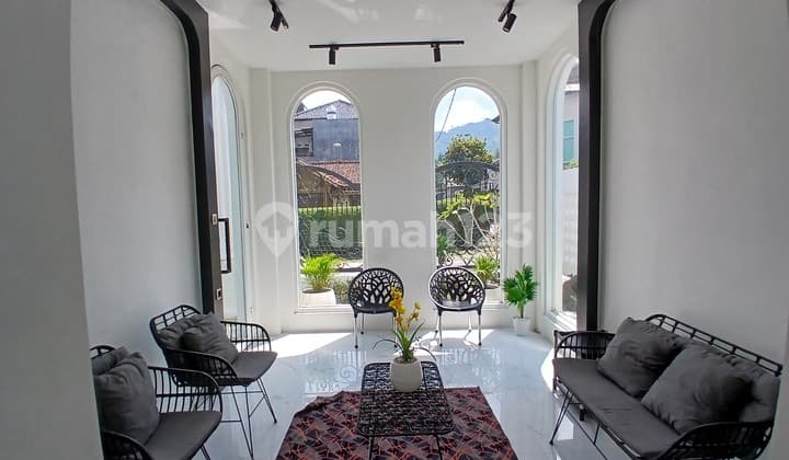 Villa 2,5 LT di Lembang dengan Potensi Income + Tempat Private Escape Keluarga