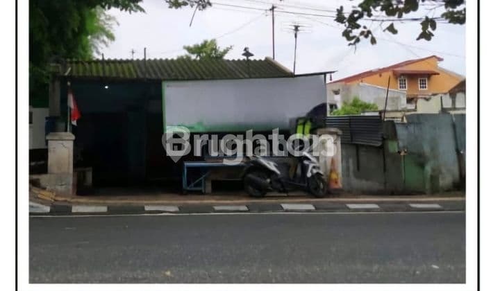 Rumah Hitung Tanah Pinggir Jalan Raya Strategis Candisari Semarang