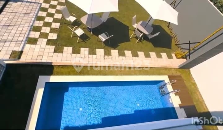Rumah Ada Kolam Renang Siap Huni Bsb City Dekat Unika Semarang