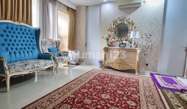 Rumah Siap Huni 3 Lantai 8 Kamar di Citragrand Semarang Tembalang