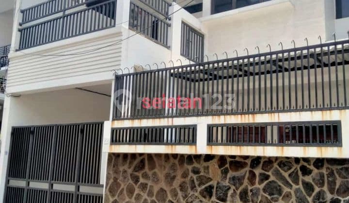 Dijual Rumah Asri Nyaman Terawat Rawamangun Jakarta Timur
