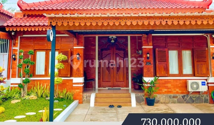 Premium Classic Joglo Own a Residence in Prambanan Tourism Area