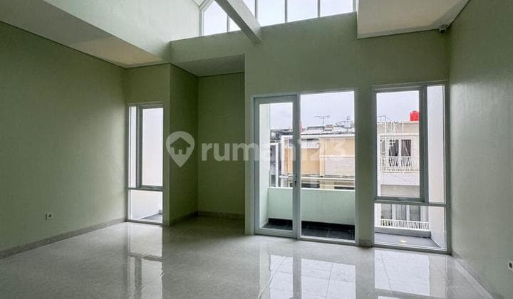 Brand New House in ********
