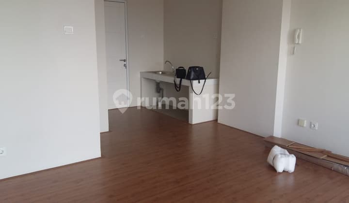 Cheap Studio Apartment for Sale at Altiz Bintaro Jaya, Strategic Location Near KRL Pondok Ranji Station, SHMSRS Status