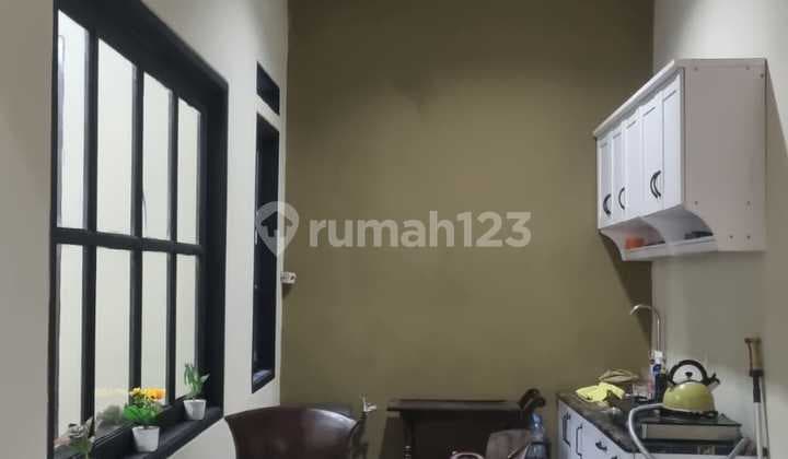 Rumah Siap Huni Full Furnished Dalam Komplek Perumahan Dekat Stasiun Krl Jurang Mangu Ciputat Bintaro Tangerang Selatan Nego