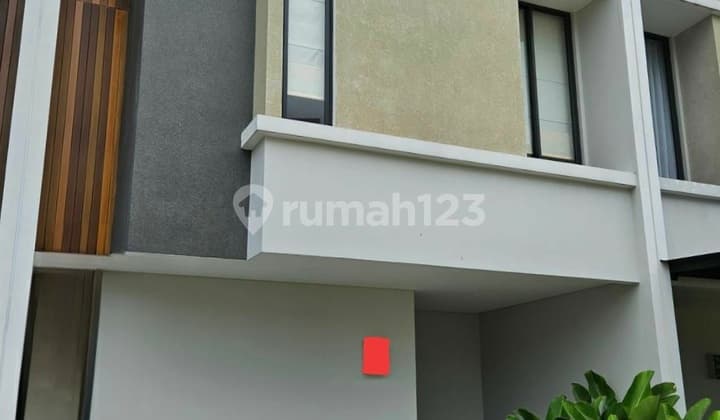 Rumah Bagus Siap Huni Dalam Perumahan Bintaro Jaya Lokasi Strategis Dekat Pintu Tol dan Stasiun KRL Jurang Mangu dan Sudimara