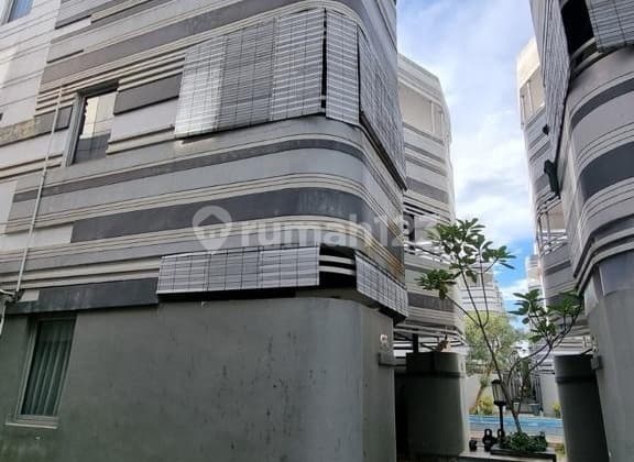 Jual Murah Rumah 3 Lantai Dengan Kamar Furnished Dalam Perumahan Bsd Tangerang Selatan Jual Cepat