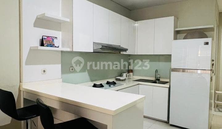 Rumah Cantik Semu Furnished Siap Huni 2 Lantai Lokasi Strategis Dekat Tol Graha Bintaro Jaya Tangerang Selatan SHM