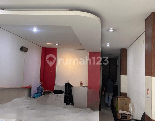 Ruko Siap Pakai di Cawang Jakarta Timur Lokasi Strategis Nego