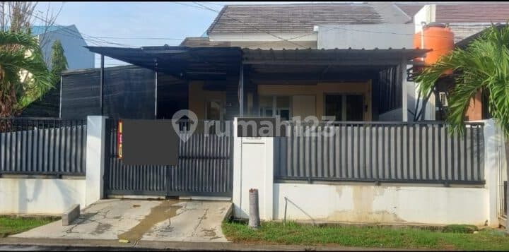 Rumah Hoek Siap Huni di Cluster Ifolia Harapan Indah Bekasi