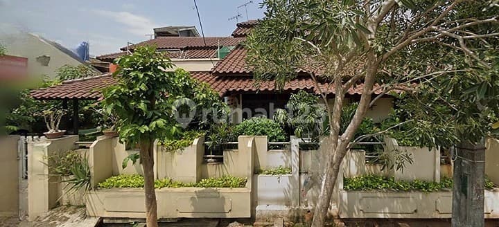 Rumah 2 Lantai Semi Furnished Shm Di Galaxy Bekasi