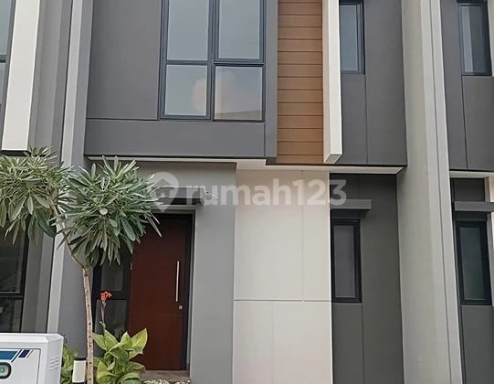 Disewakan Rumah Baru Siap Huni di Summarecon Crown Gading Bekasi