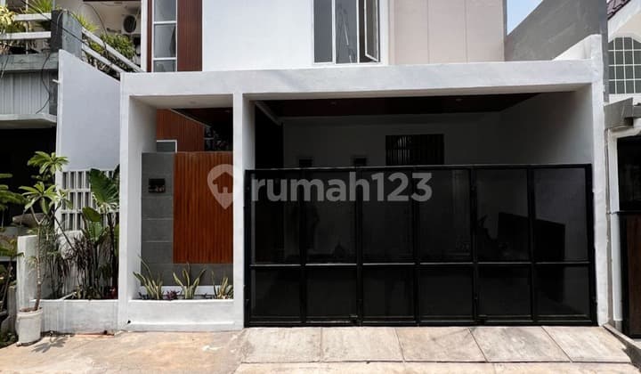 Rumah Cantik Bagus Berlokasi Strategis Di Bintaro