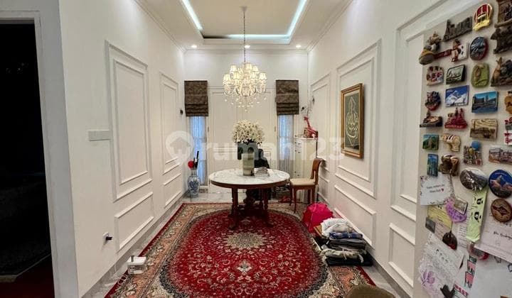 Rumah 2 Lantai, Lingkungan Asri, di Cluster Neo Catalonia, Nusa Loka BSD
