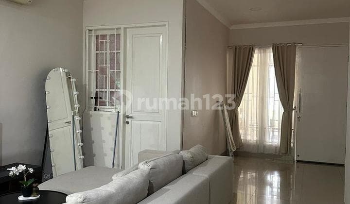 Rumah 2 Lantai, Lingkungan Asri, Siap Huni, di The Green BSD