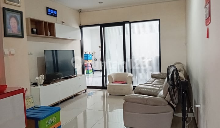 Di Perumahan Taman Kopo Indah V, Rahayu, Margaasih, Bandung, Jawa Barat, Indonesia, 40218, Kopo SHM Bagus Rumah