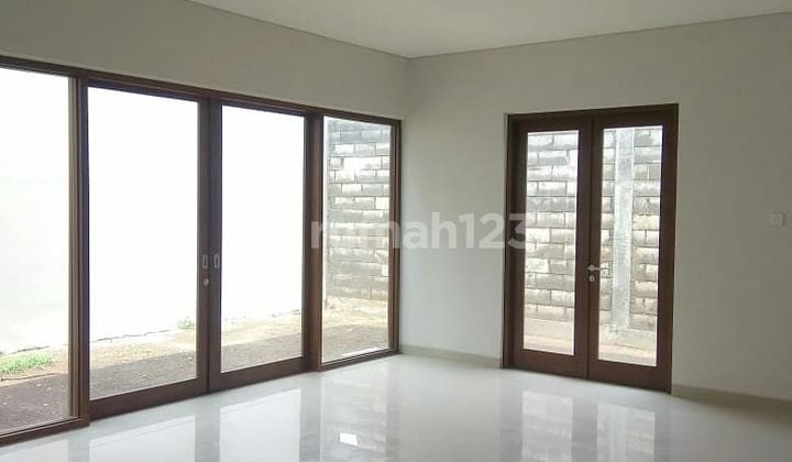 Rumah Bagus Dekat Tol Buah Batu Bandung