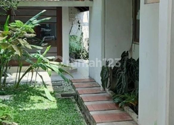 Well-Maintained Nice House SHM Tubagus Ismail Dago