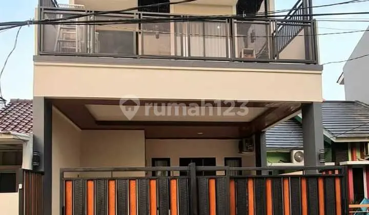 Rumah Bagus Full Furnished Siap Huni di Serpong Park, Bsd City