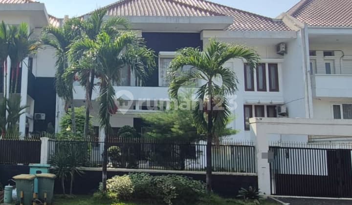 Di Jual Rumah 2Lantai Siap Huni di Boulevard Kota Wisata