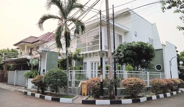 Dijual Rumah Siap Huni Posisi Hook Lokasi Strategis