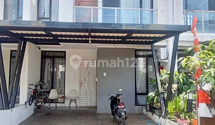 Dijual Rumah Dua Lantai Siap Huni Di Metland Transyogie