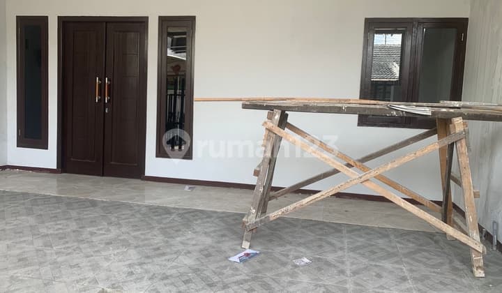 Jual Rumah Darmo Indah Surabaya, Nyaman Strategis, Fuill Renovastandes