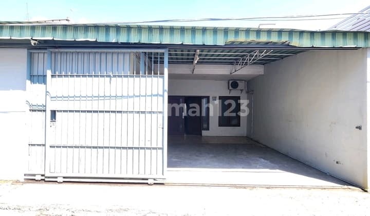 Rumah Ngagel Tama Utara Surabaya Pusat Bisnis Siap Huni Hadap Timur