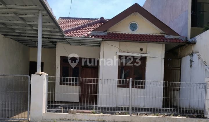 Rumah Araya 2 Dkt Merr, Semolowaru, Puri Galaxy