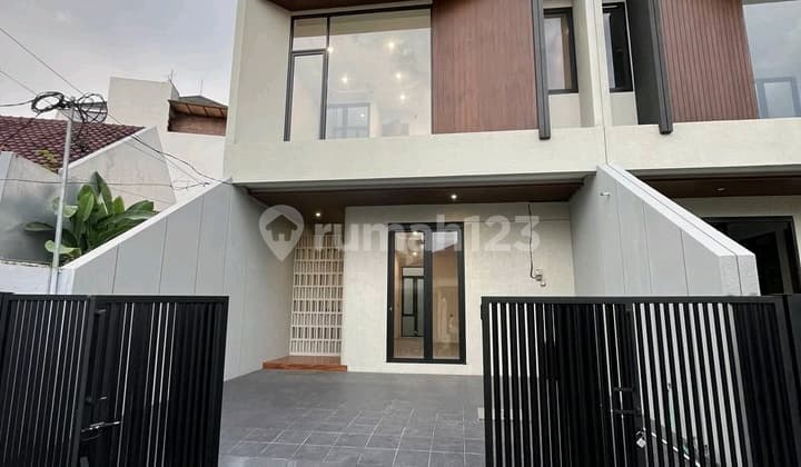 Rumah Baru Gress Klampis Semolo Dekat Manyar, Raya Merr Rungkut, Gm