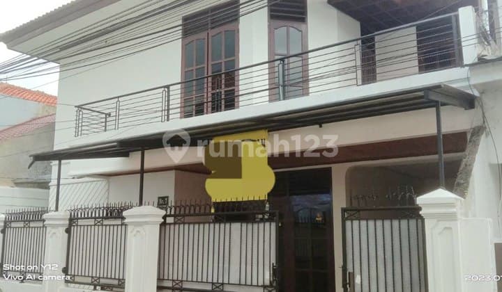 Rarely Available, Affordable Strategic Ready-to-Live House in Rawamangun, Pulo Gadung East Jakarta with Access for 2 Cars