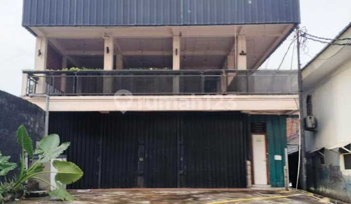 Ruang Usaha Eks Restoran Jalan Ciledug Raya Jaksel