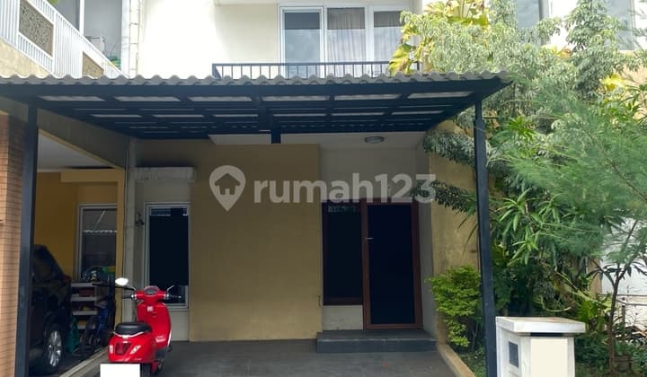 Rumah Premier Park 2 Luas 105 M2 SHM di Modernland