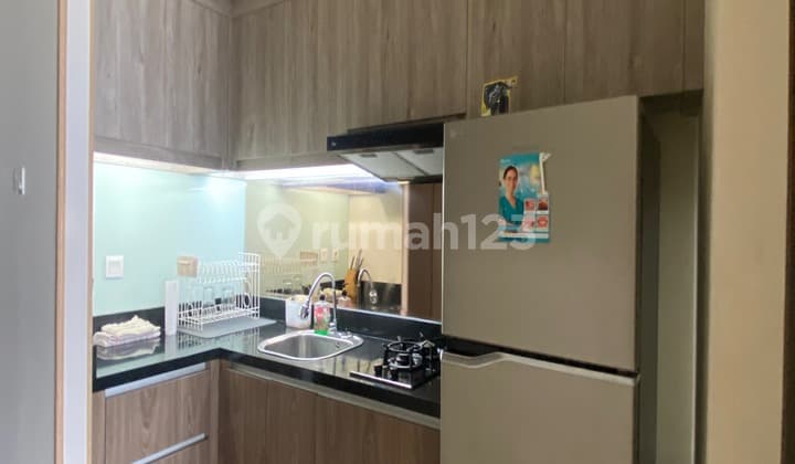 Apartemen The Accent 2 Kamar Tidur Furnished Mewah Free Ipl