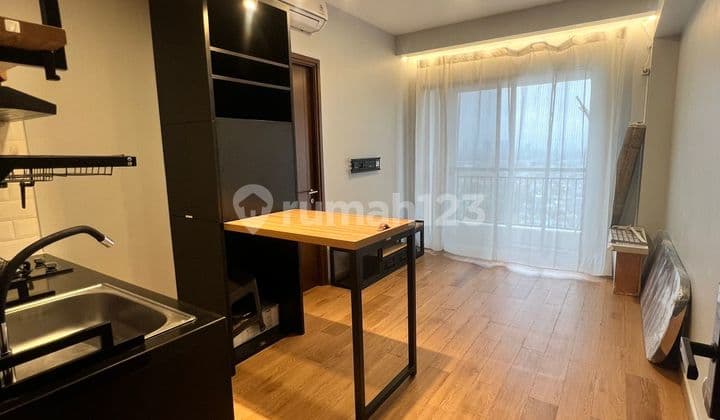 Apartemen Mtown Signature 1 Kamar Tidur Furnished bisa Bulanan