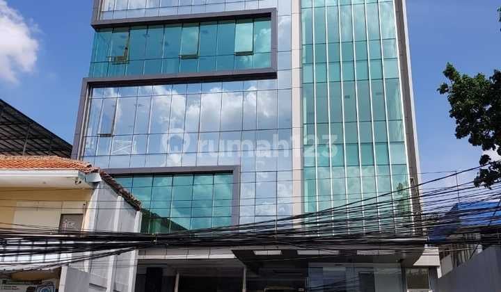 Mampang Prapatan 6 Floors + Basement Building Area 410m2 Best Price