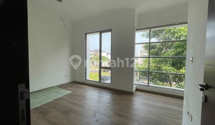 Golf Island UK 6x15 2-story Symphony Ready Unit For Sale & Rent