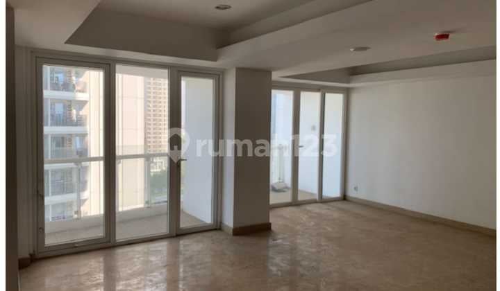 Apartemen Royale Springhill 3+1 BR 192m2 Siap Huni Harga Terbaik