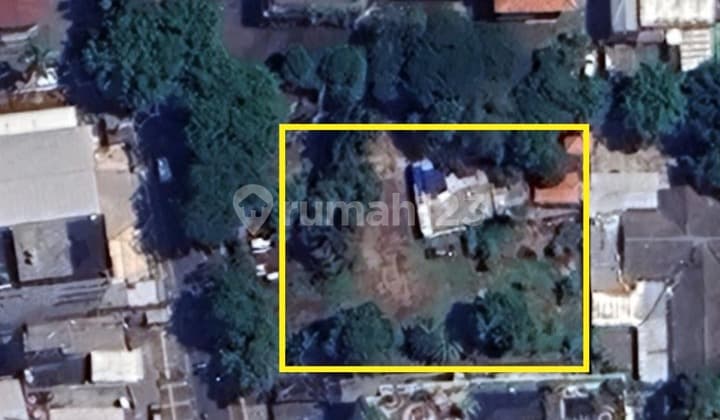 Commercial Land in Kemang, Area 1465m2, Strategic Location by the Roadside