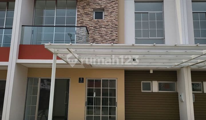 Rumah PIK 2 Ukuran 8x12,5 2Lt Dekat CBD Sudah SHM Siap Huni