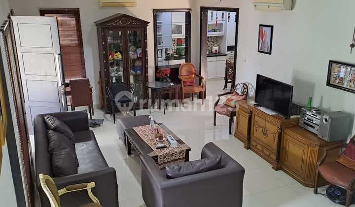 Pondok Labu House 240 sqm 2 floors Furnished Elite Complex Ready to Occupy