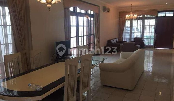 Rumah Menteng Luas 450m2 Fully Furnished Mewah Siap Huni