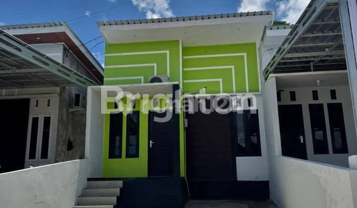 RUMAH PLUS PERABOTAN DIJUAL CEPAT