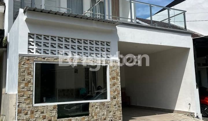 Rumah di jual letak strategis