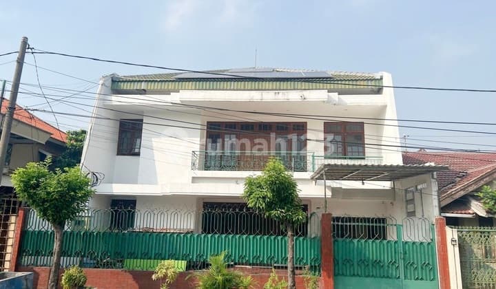 Sturdy 2-Story House on Main Street of Bendul Merisi Housing Estate Surabaya, Near Merr & UPN