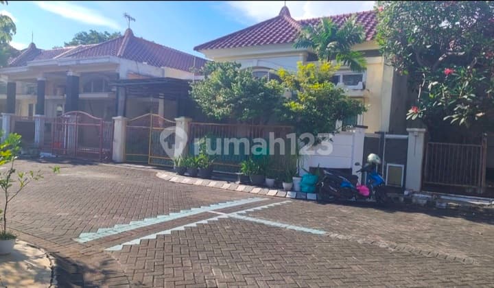 Rumah Lok. Strategis Lingkungan Asri Ketintang Surabaya Dekat Polda