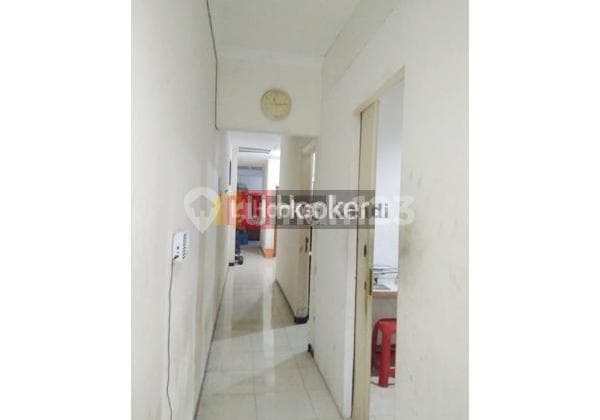 Rumah di Karang Wulan Selatan Semarang