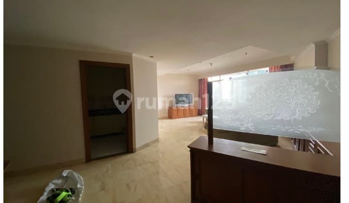 Slipi Apartment In Slipi - Quick Sale