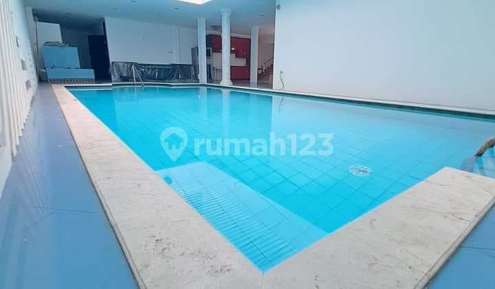 Rumah, 2 Lantai di Pondok Indah, Jakarta Selatan